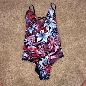 Lululemon One Piece Swim Suit!!
